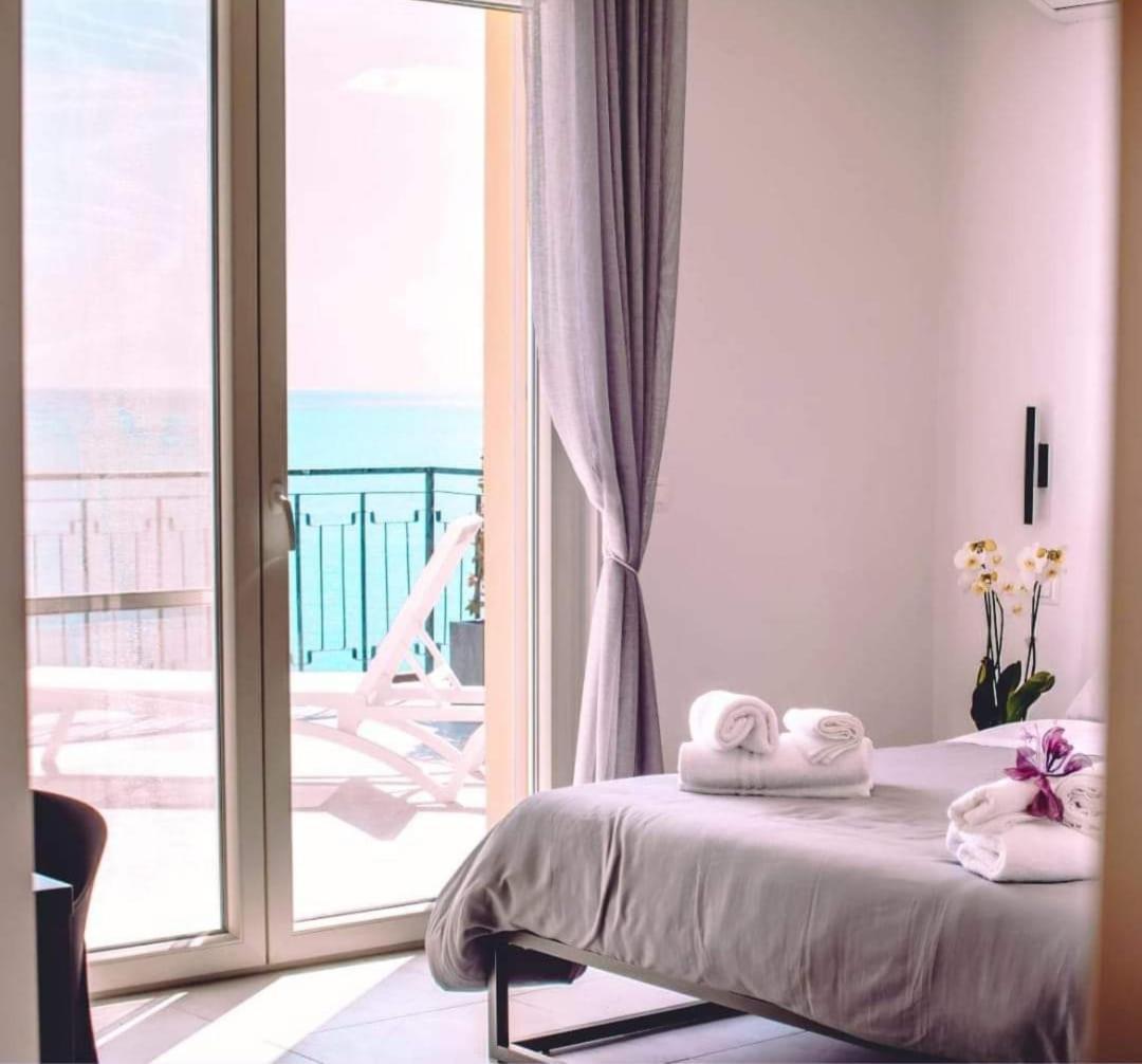 Bed and Breakfast Blu Marine Катандзаро Екстер'єр фото