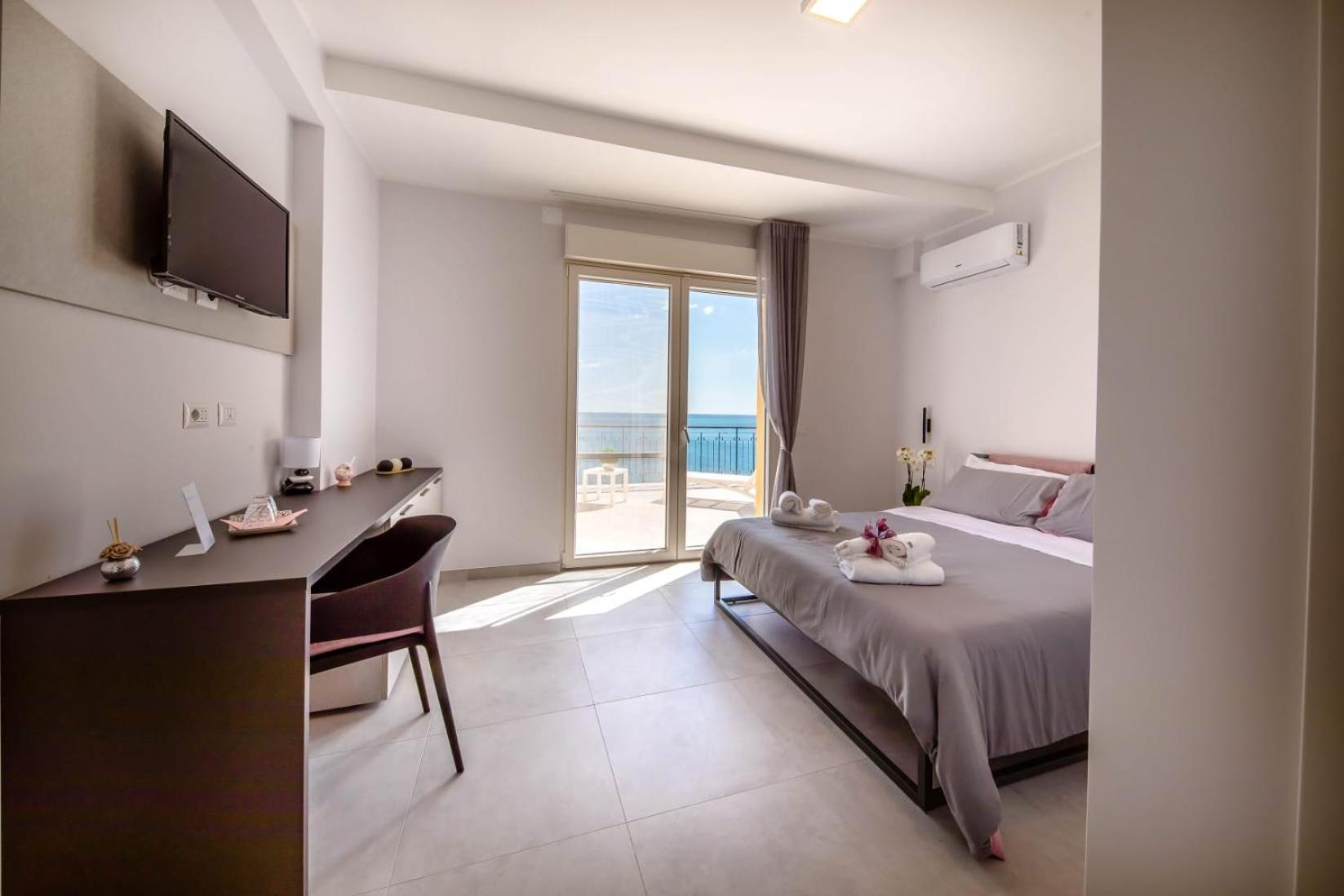 Bed and Breakfast Blu Marine Катандзаро Екстер'єр фото